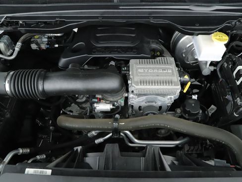 Used 2023 RAM 1500 Big Horn AWD/4WD image 18