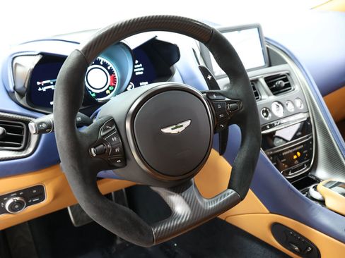 Used 2023 Aston Martin DBS Coupe RWD image 36