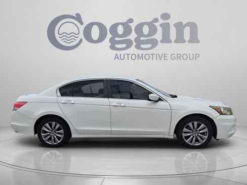 Used 2011 Honda Accord EX-L image 7