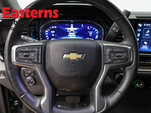 Used 2023 Chevrolet Silverado 1500 LT AWD/4WD image 10