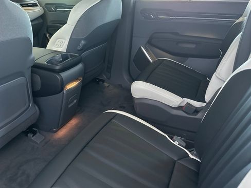 New 2026 Kia EV9 GT-Line AWD/4WD image 12