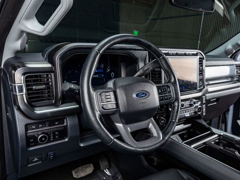 Used 2024 Ford F250 Lariat w/ Sport Appearance Package image 17