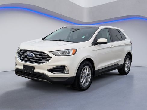 Used 2021 Ford Edge SEL w/ Convenience Package image 5