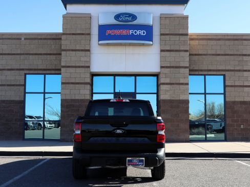 New 2025 Ford Maverick XLT w/ XLT Luxury Package AWD/4WD image 7