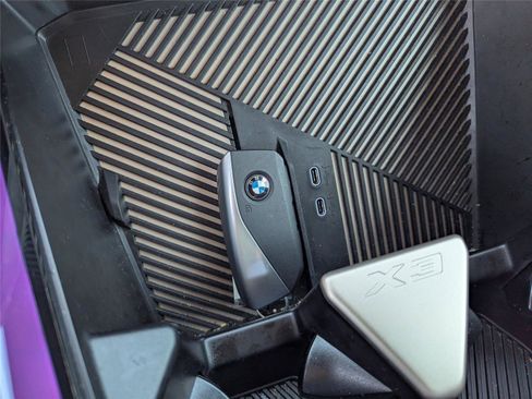 Used 2025 BMW X3 xDrive30i w/ Premium Package image 23