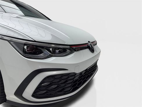 Used 2024 Volkswagen GTI SE image 3