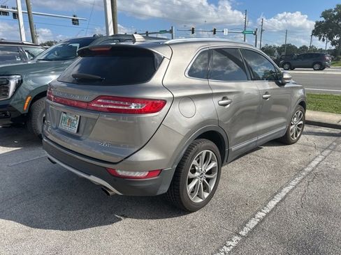 Used 2017 Lincoln MKC Select w/ Select Plus Package image 5