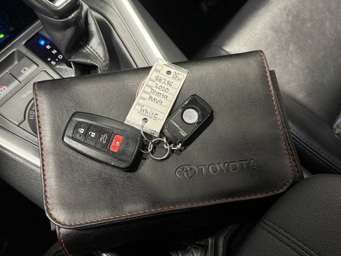 Used 2020 Toyota RAV4 XSE AWD/4WD image 45