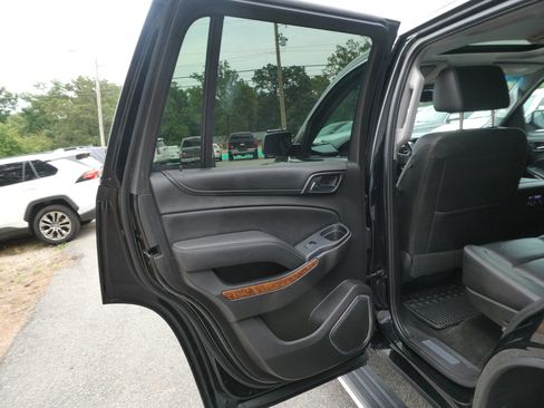 Used 2017 Chevrolet Tahoe Premier AWD/4WD image 29