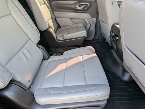 Used 2021 Chevrolet Tahoe Z71 image 18