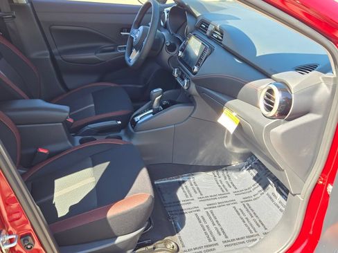 Used 2025 Nissan Versa SR w/ Trunk Package FWD image 4