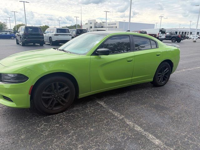 Used 2019 Dodge Charger SXT w/ Plus Group AWD/4WD image 2