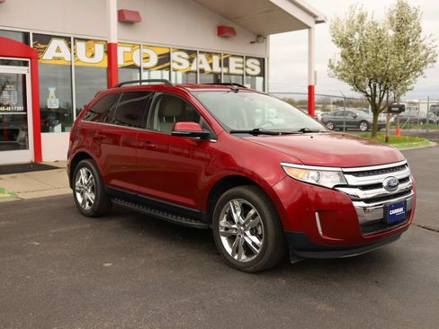 Used 2013 Ford Edge Limited w/ Driver Entry Pkg FWD image 3