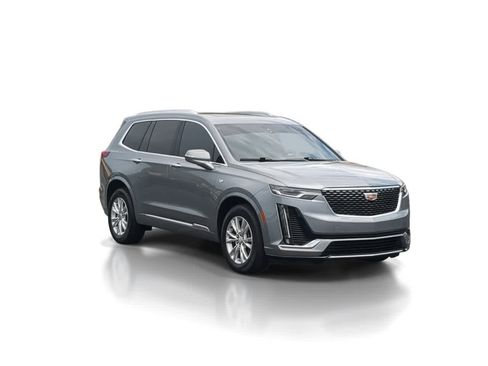 Used 2024 Cadillac XT6 Luxury FWD image 2