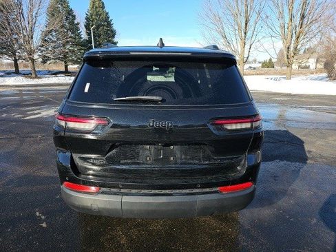 Used 2023 Jeep Grand Cherokee L Altitude image 5