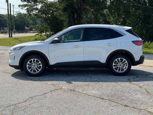 Used 2022 Ford Escape SE AWD/4WD image 6