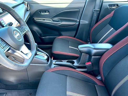 Used 2024 Nissan Versa SR FWD image 13