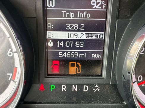 Used 2013 Dodge Grand Caravan Crew w/ Driver Convenience Group image 10