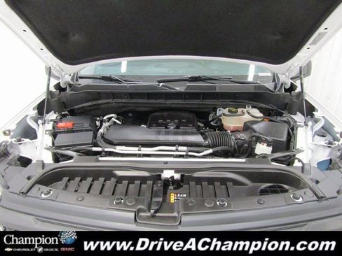 Used 2023 Chevrolet Silverado 1500 Custom image 38