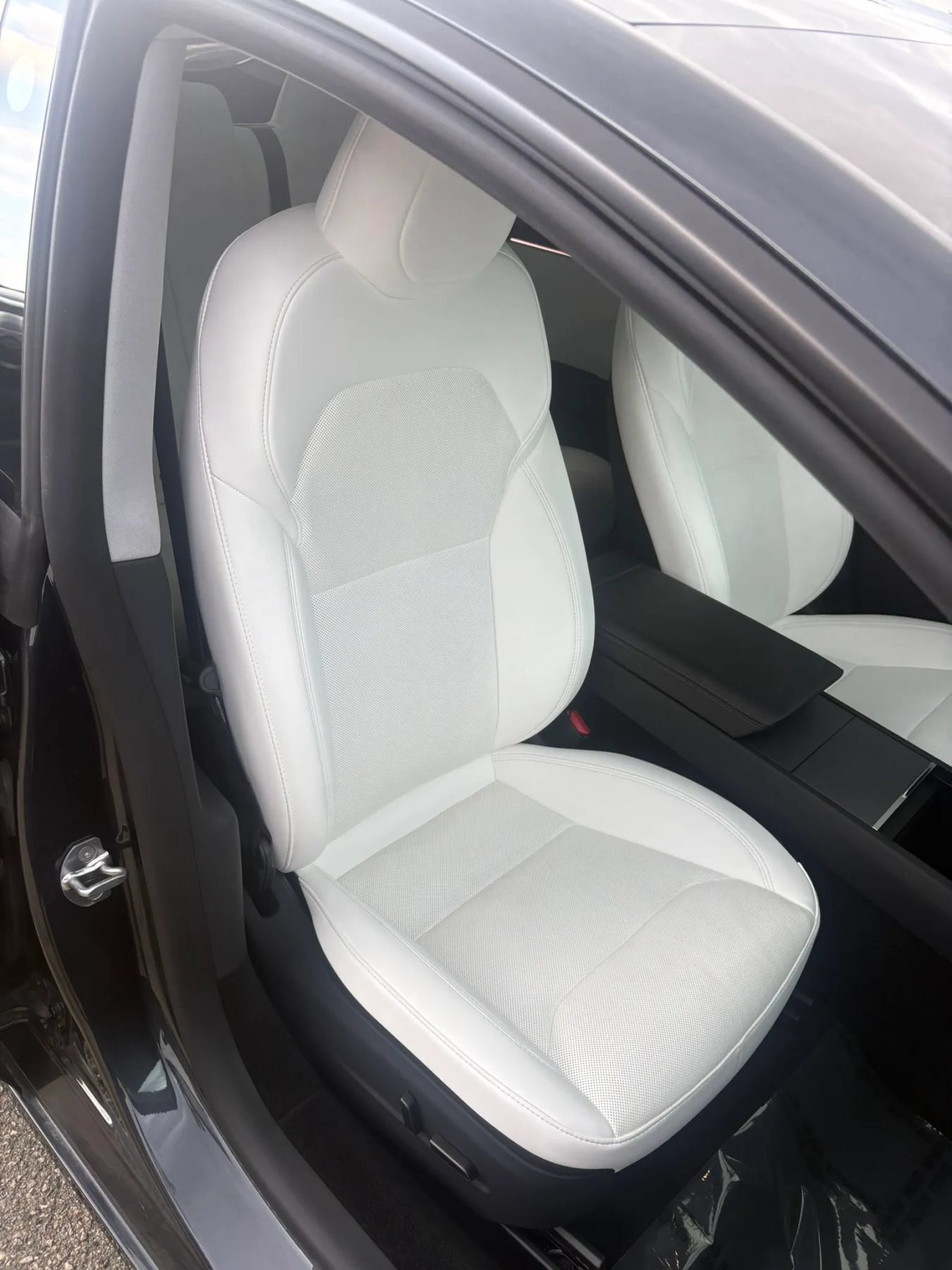 Used 2026 Tesla Model 3 RWD image 13