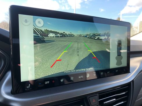 New 2025 Ford Escape SE w/ Class II Trailer Tow Package FWD image 19
