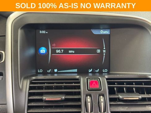 Used 2016 Volvo XC60 T6 AWD/4WD image 45