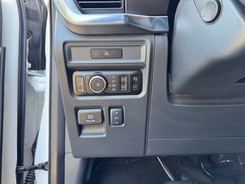 Used 2025 Ford F150 Platinum AWD/4WD image 23