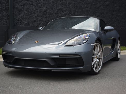 Certified 2025 Porsche 718 Boxster GTS RWD image 1