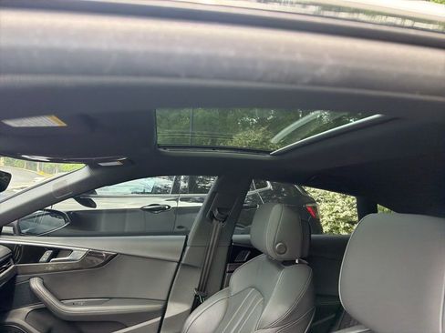 Used 2022 Audi S5 Premium Plus w/ Premium Plus Package AWD/4WD image 11