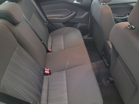 Used 2018 Ford Focus SE image 19