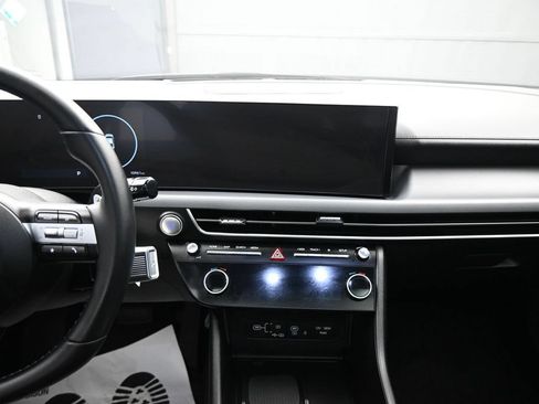 Used 2025 Hyundai Sonata SEL FWD image 22