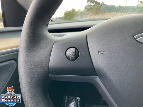 Used 2023 Tesla Model Y Long Range AWD/4WD image 48