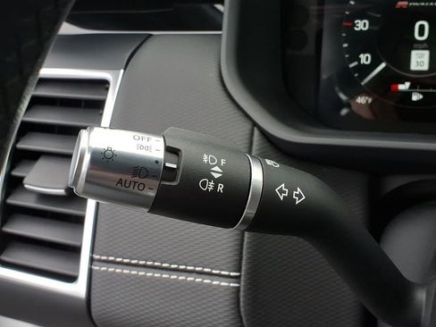 Used 2022 Land Rover Discovery HSE R-Dynamic image 20