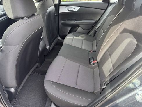 Certified 2023 Kia Forte LXS w/ LXS Technology Package image 9