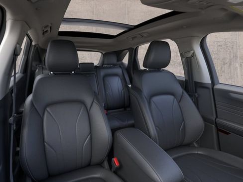 New 2025 Ford Escape SE w/ PHEV Premium Package FWD image 10