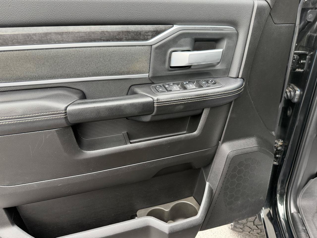 Used 2019 RAM 3500 Big Horn AWD/4WD image 10