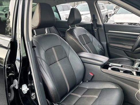 Used 2023 Nissan Altima 2.5 SR image 27