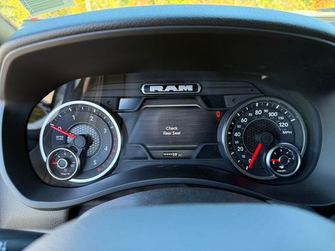 New 2026 RAM 2500 Big Horn AWD/4WD image 24