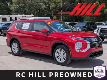 Used 2026 Mitsubishi Outlander ES