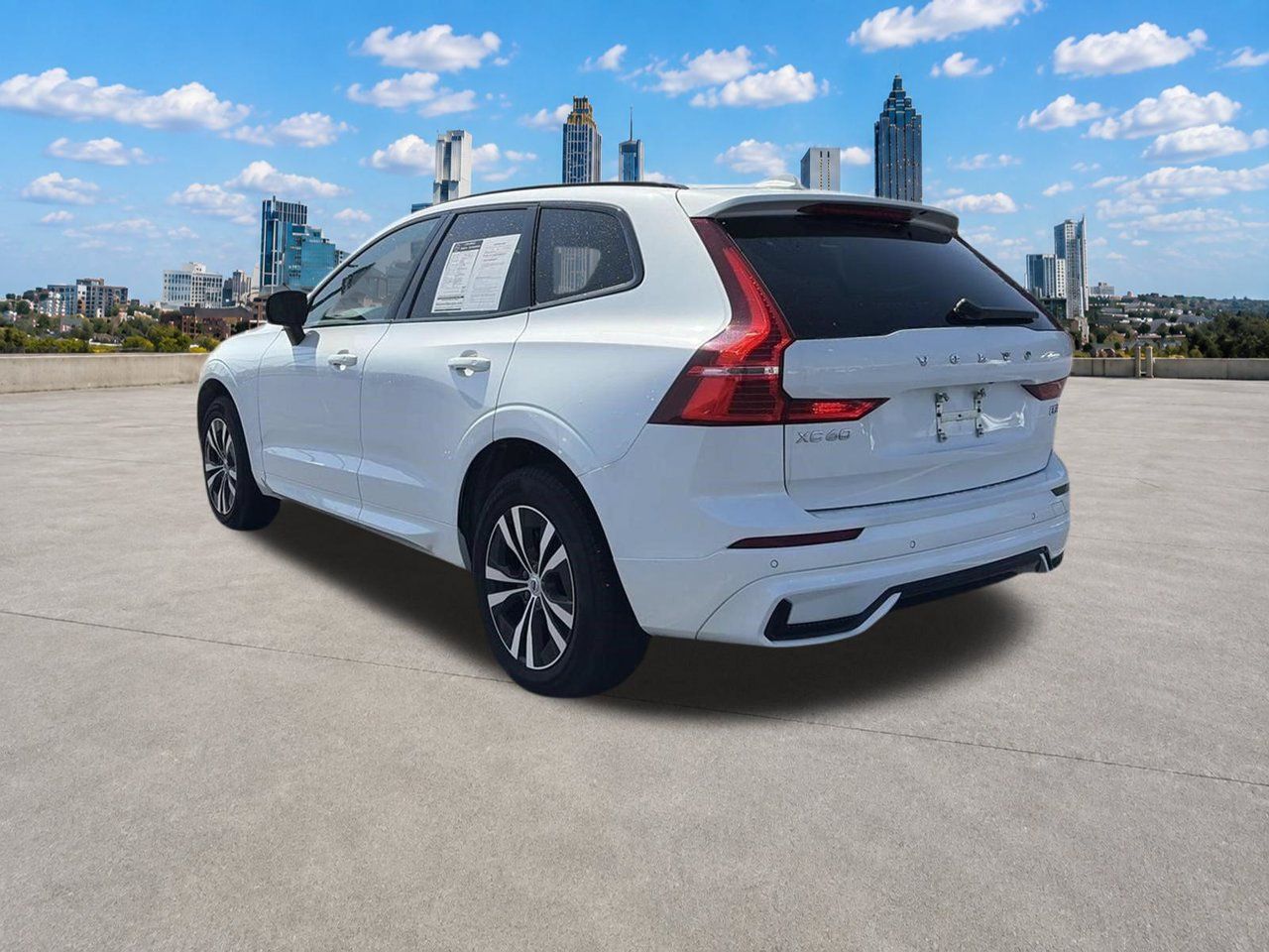 Used 2025 Volvo XC60 B5 Core AWD/4WD image 24