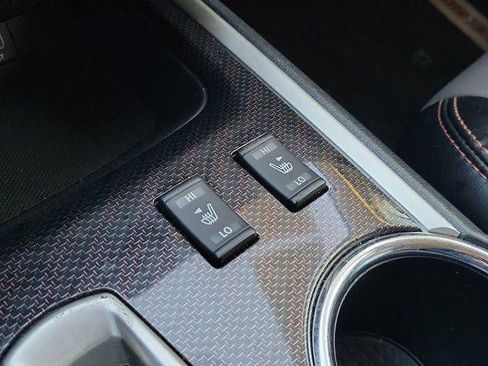 Used 2020 Nissan Pathfinder SL image 28