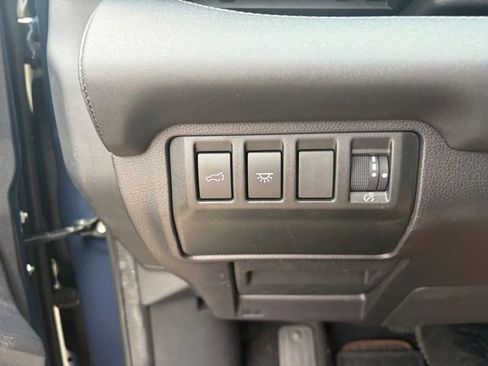 Used 2023 Subaru Ascent Touring AWD/4WD image 12
