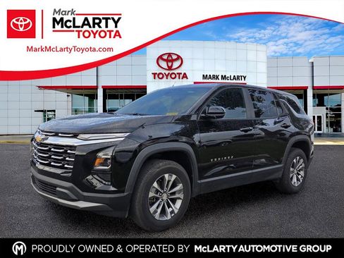 Used 2025 Chevrolet Equinox LT FWD image 1