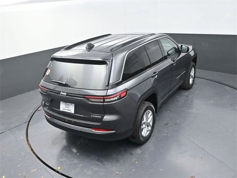 New 2025 Jeep Grand Cherokee Laredo w/ Luxury Tech Group I image 15