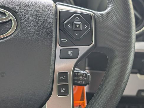 Used 2021 Toyota Tacoma SR5 RWD image 30
