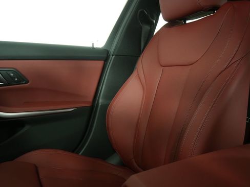 New 2026 BMW 330i Sedan w/ M Sport Package RWD image 21