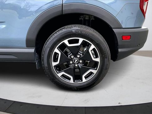 Used 2024 Ford Bronco Sport Outer Banks image 33