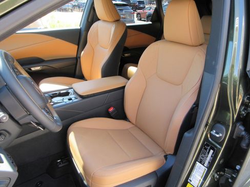 Used 2026 Lexus RX 350h w/ Convenience Package AWD/4WD image 20