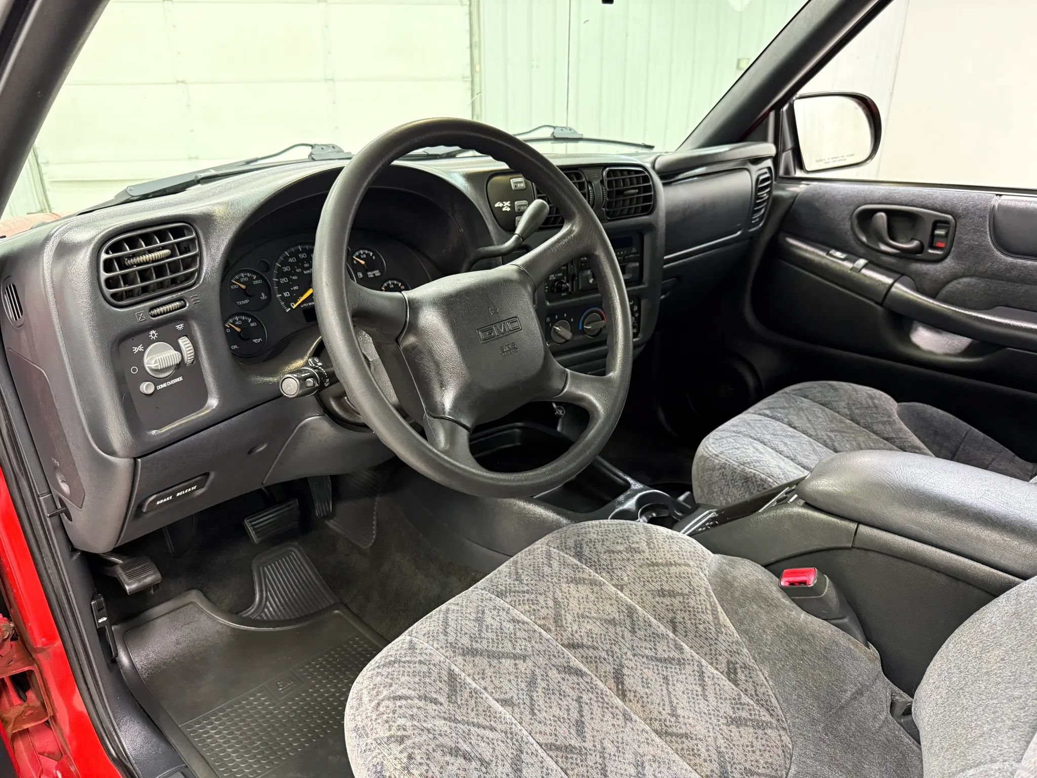 Used 1999 GMC Sonoma SLS w/ Convenience Group AWD/4WD image 12