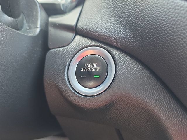 Used 2020 Chevrolet Equinox LT FWD image 23